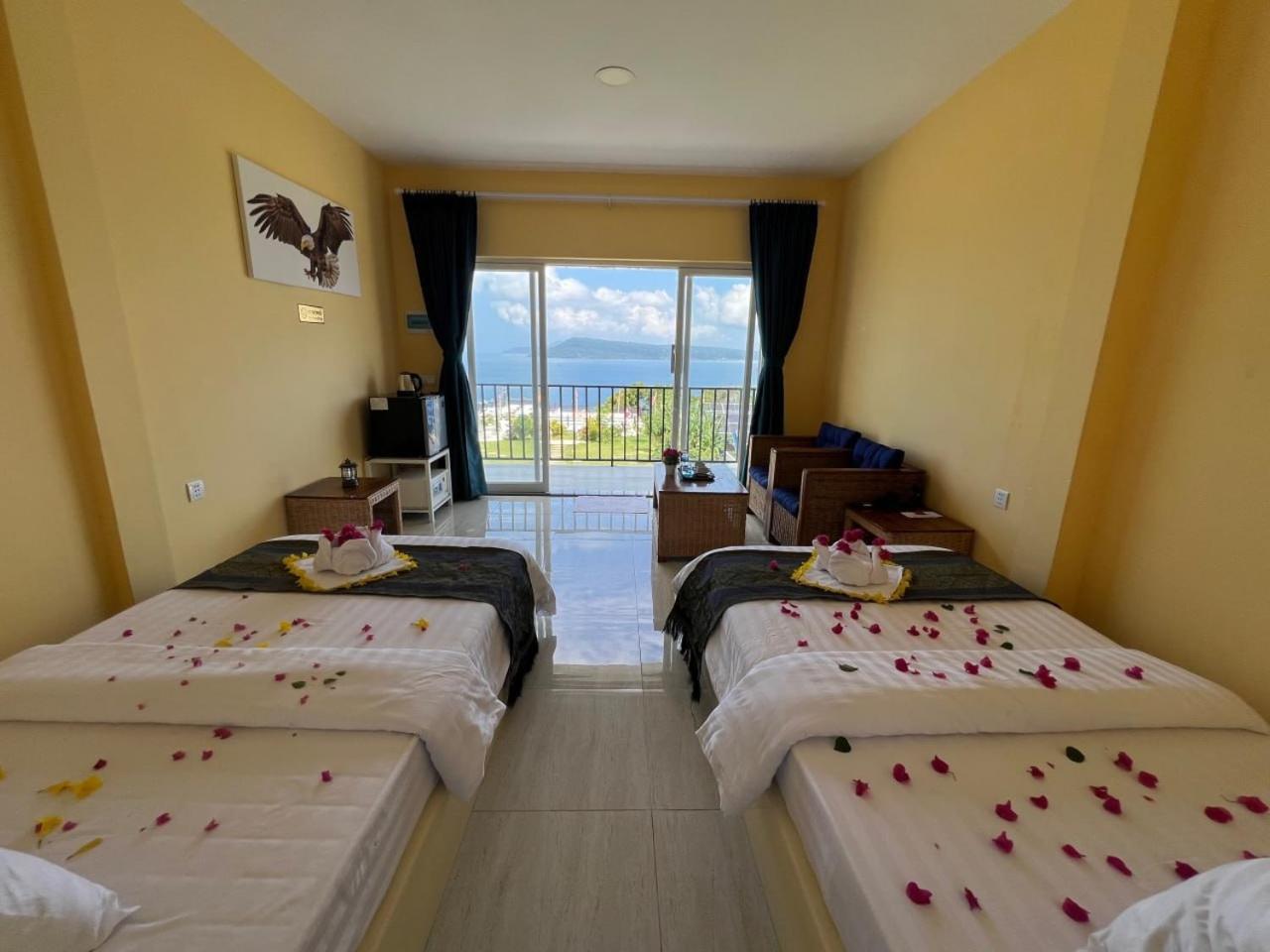 Thmorda Resort Koh Rong Sanloem Esterno foto