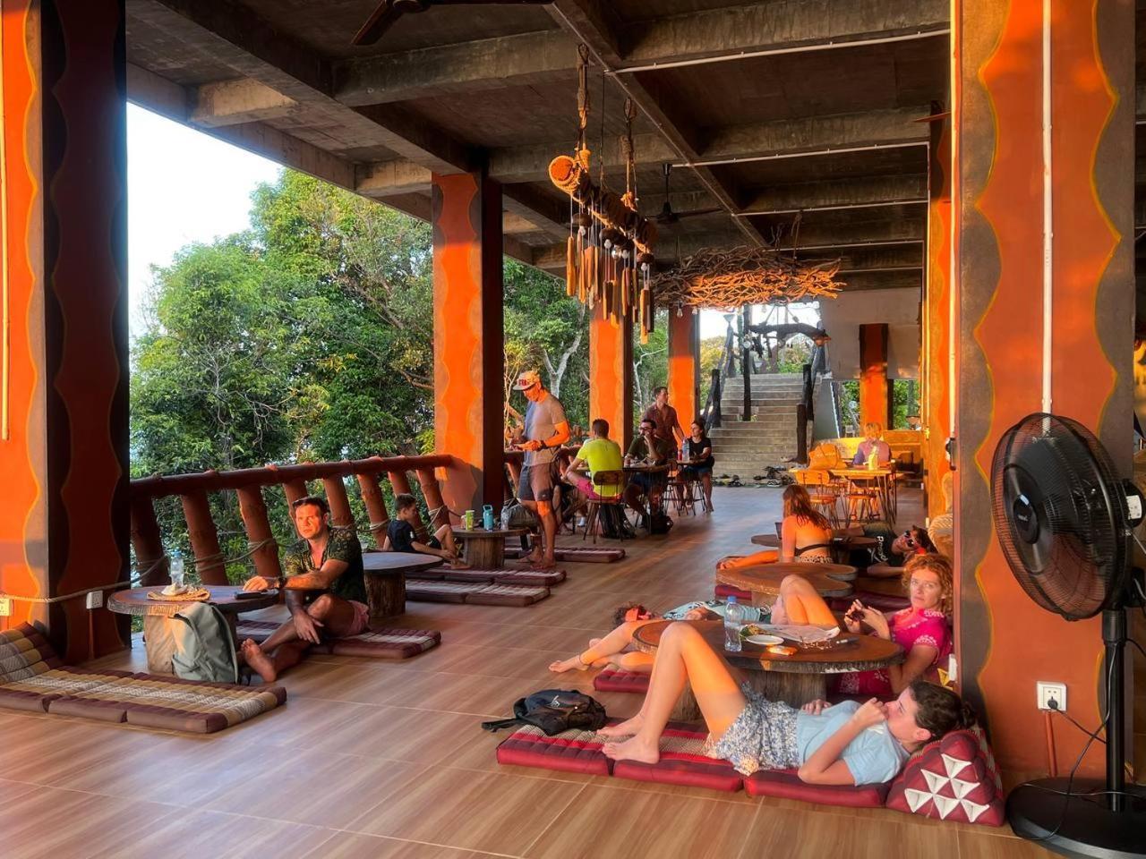 Thmorda Resort Koh Rong Sanloem Esterno foto