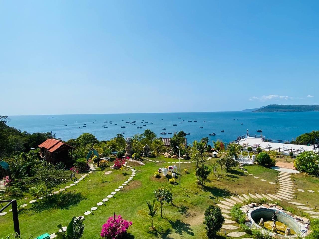 Thmorda Resort Koh Rong Sanloem Esterno foto